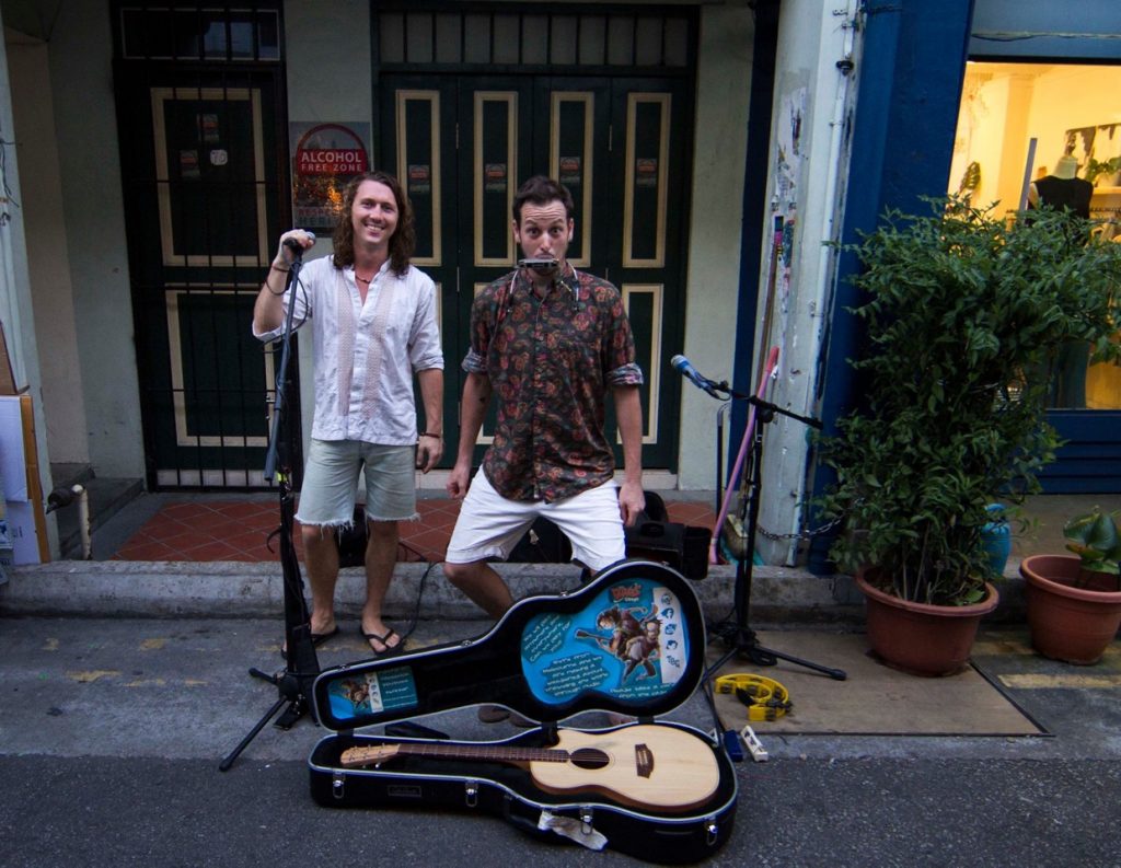 Busking on Haji Lane, Sinapore - Illegal there and cannot get a permit of non resident.